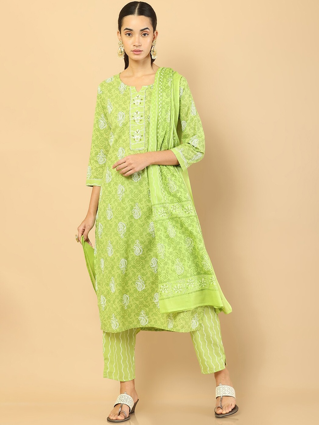 

Soch Women Green Floral Printed Pure Cotton Kurta with Trousers & With Dupatta