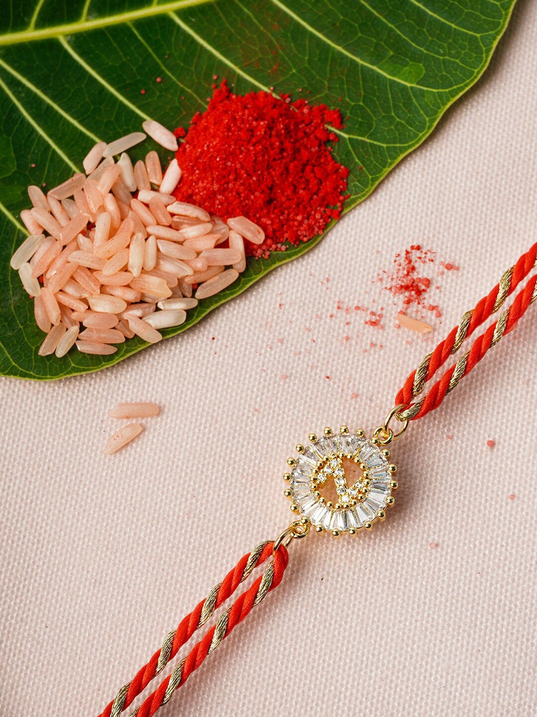 

Ferosh Adults-Unisex Red & Gold-Toned Z Alphabet Rhinestone Studded Rakhi