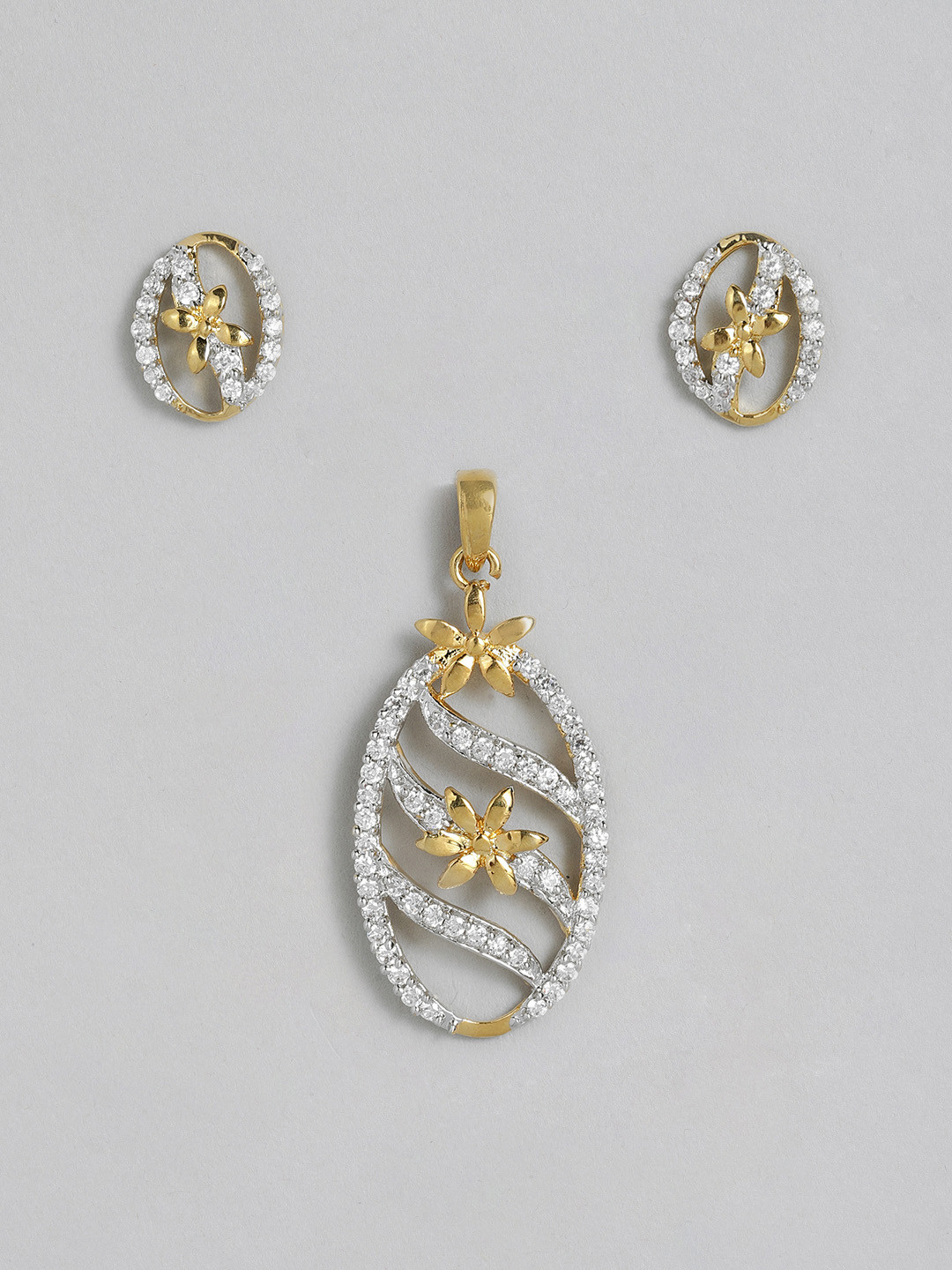 

Onaifa Gold-Plated AD Studded Pendant Set