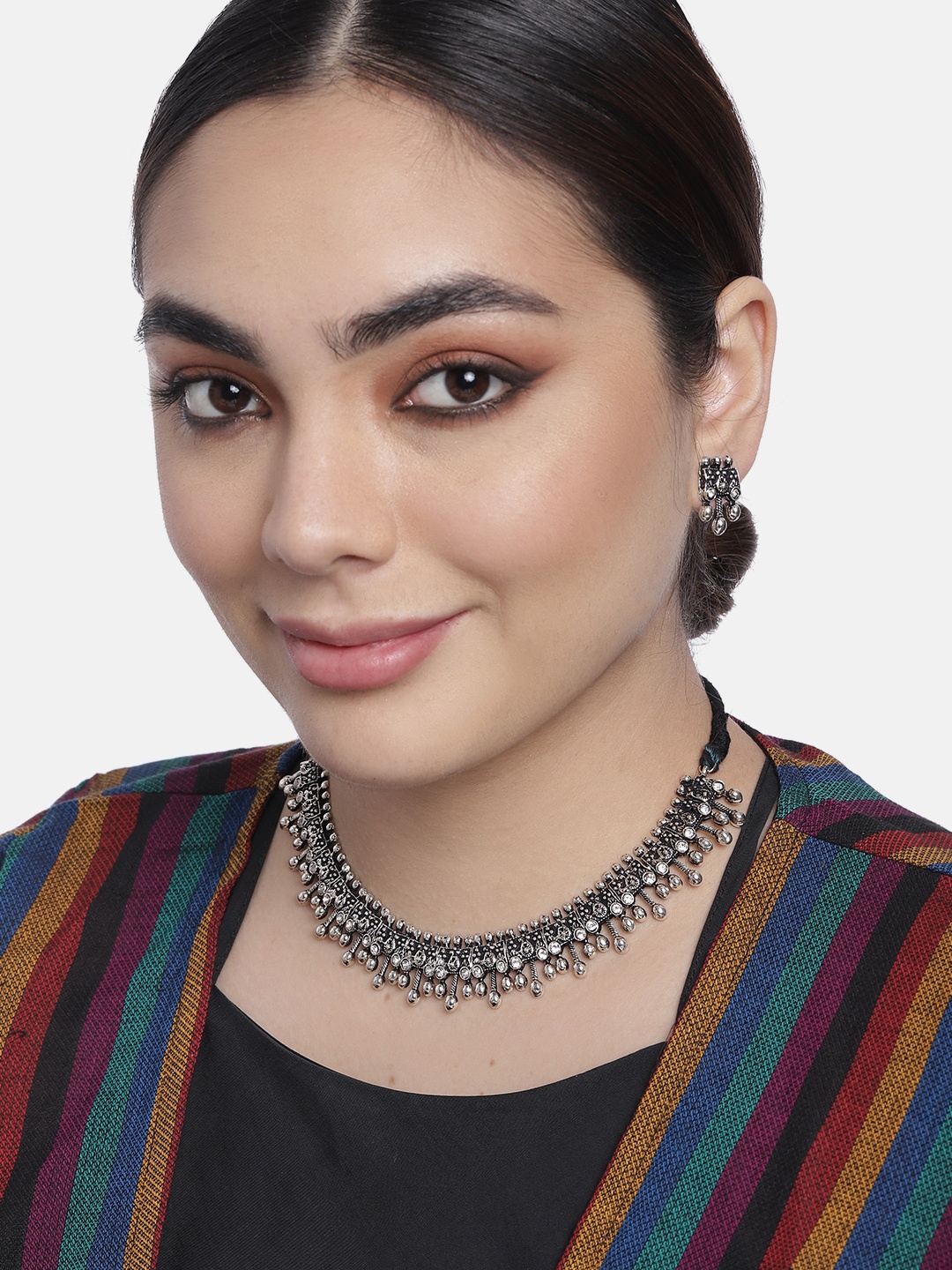 

Onaifa Silver-Plated Oxidised Stone-Studded Jewellery Set
