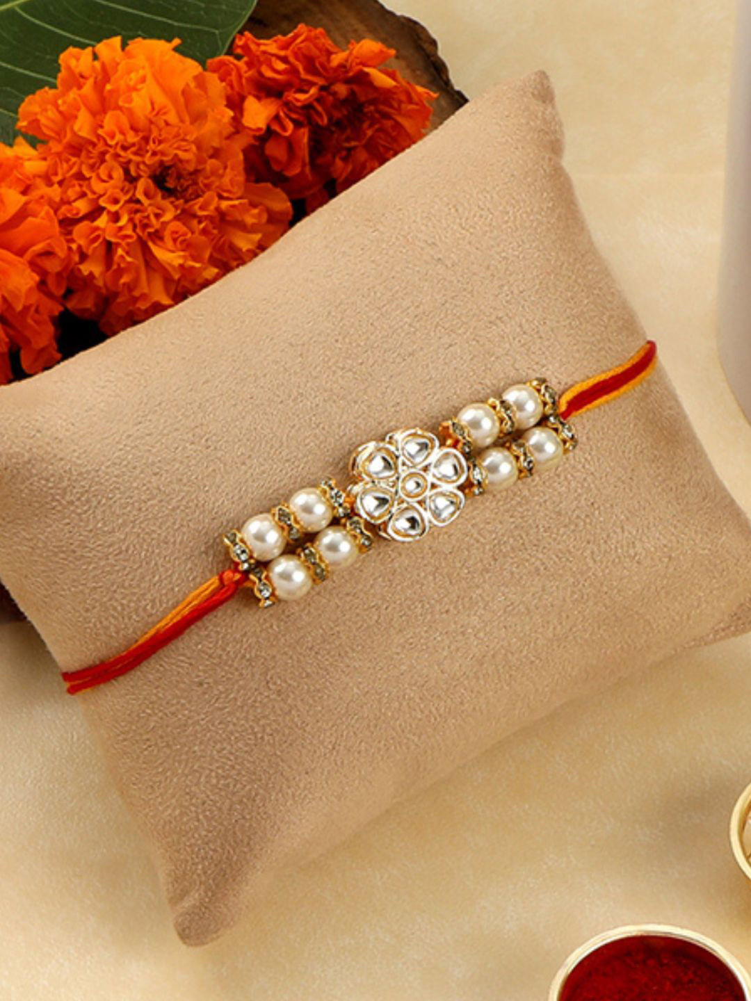 

Accessher Minimal Kundan Floral Design Rakhi with Greeting Card for Brother & Gifting, Red