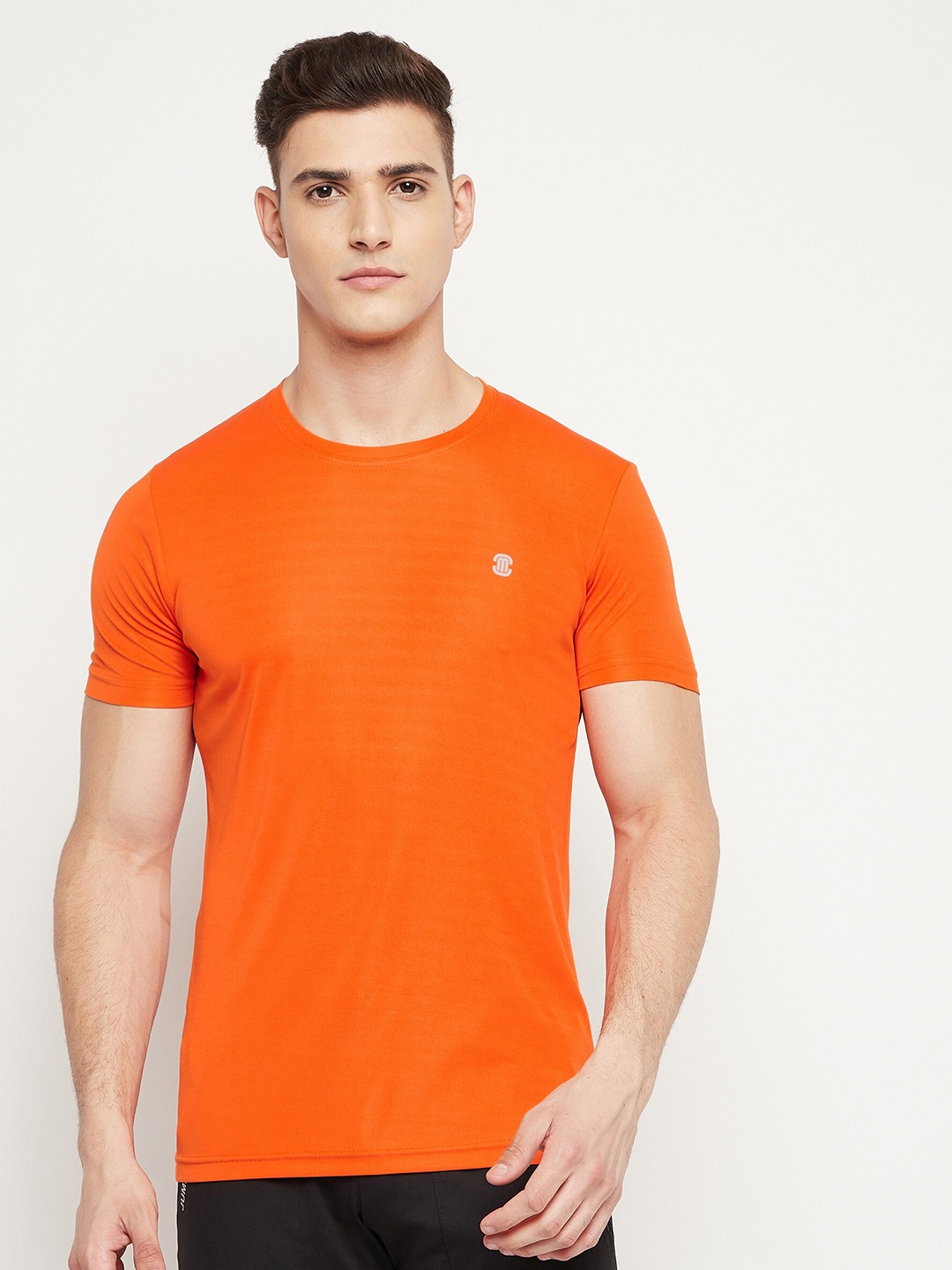 

MOZAFIA Men Orange Solid Running T-shirt