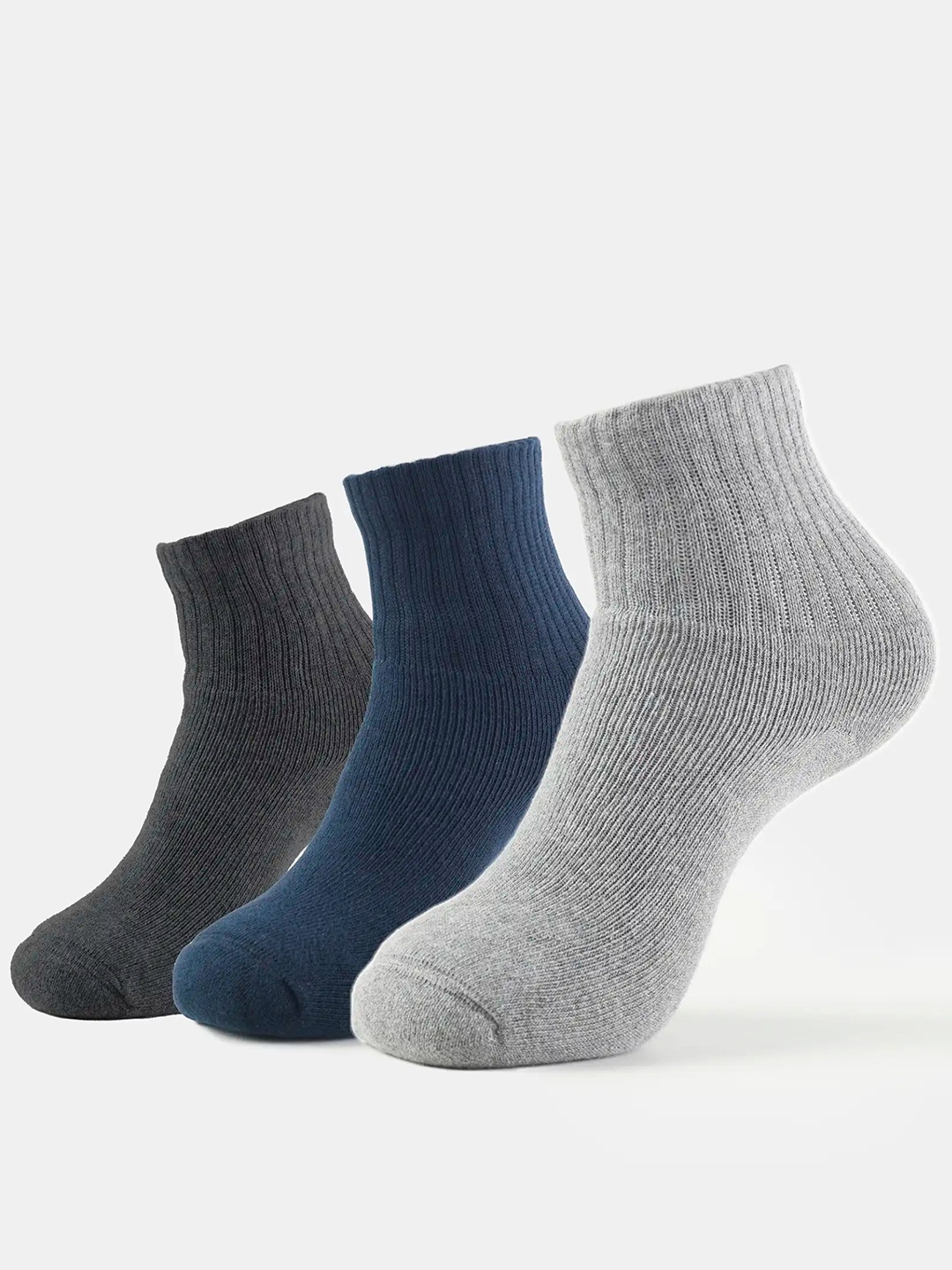 

Jockey Pack of 3 Compact Cotton Terry Ankle Length Socks With StayFresh Treatment-7036, Black