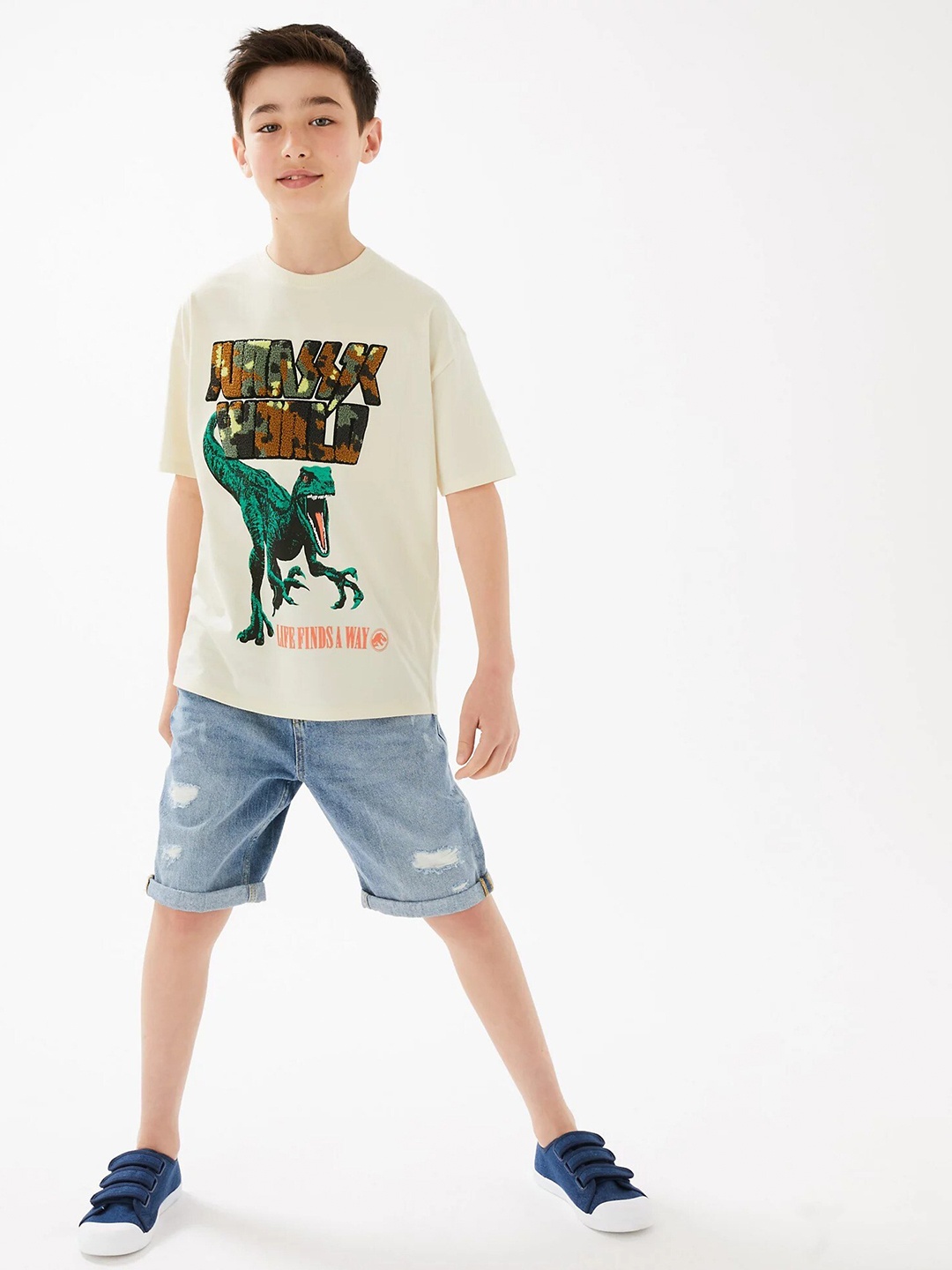 

Marks & Spencer Boys White Printed T-shirt