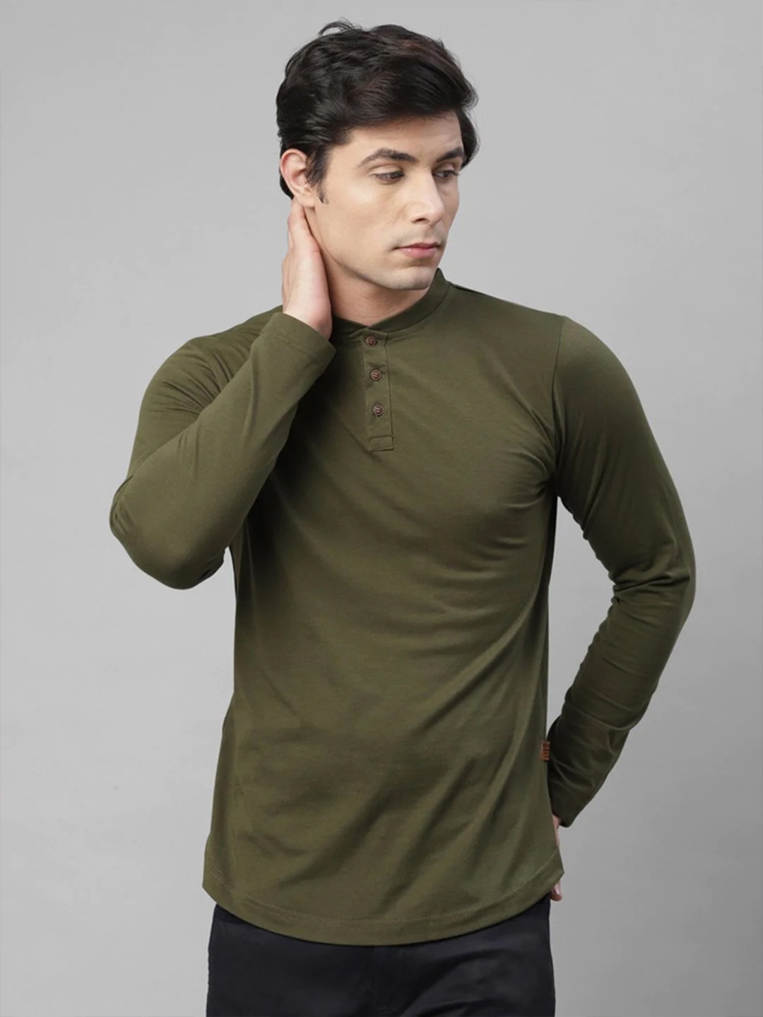 

Rigo Men Green Henley Neck Applique Slim Fit T-shirt