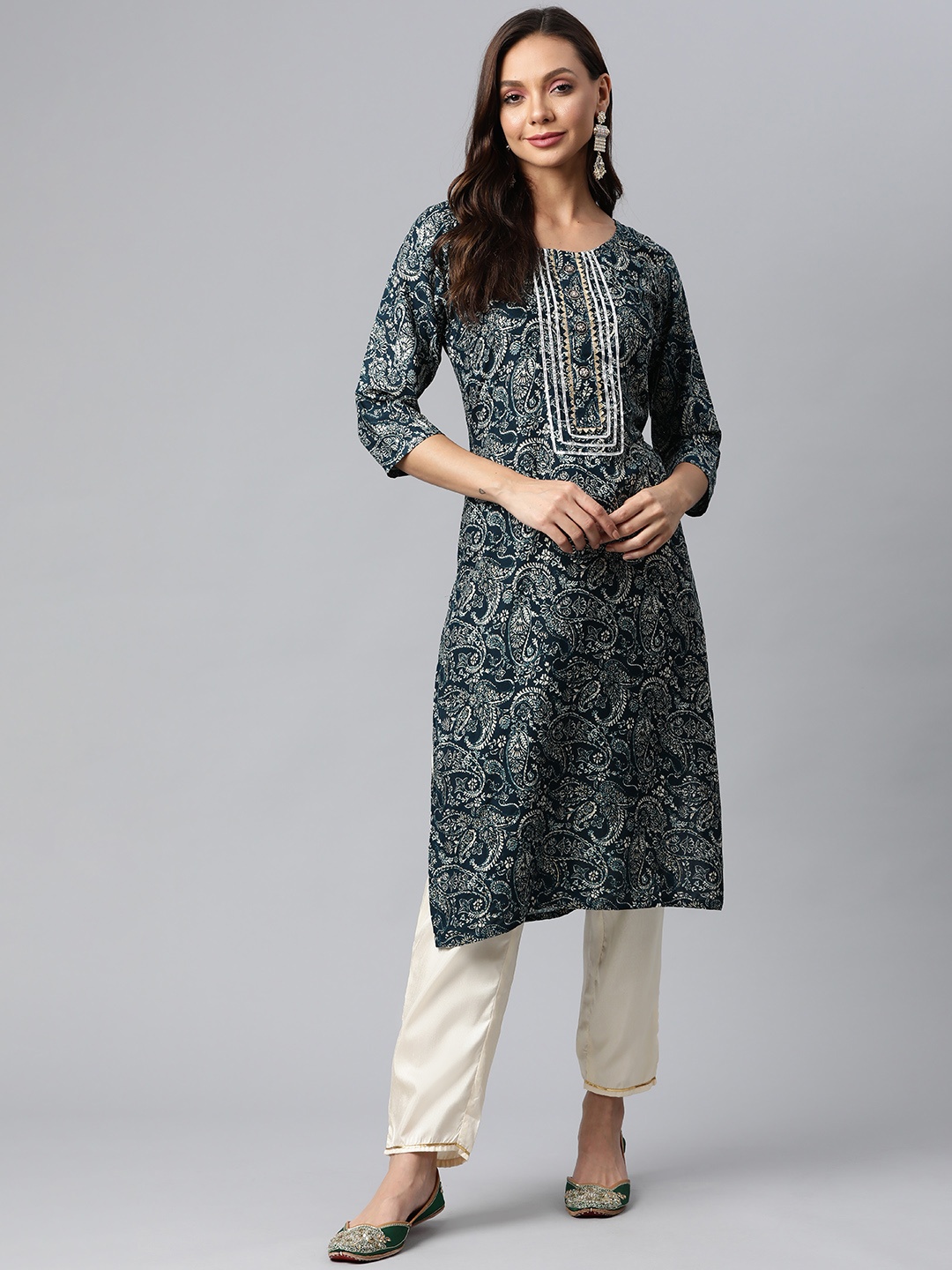 

Fashion FRICKS Women Blue & White Ethnic Motifs Printed Kurta