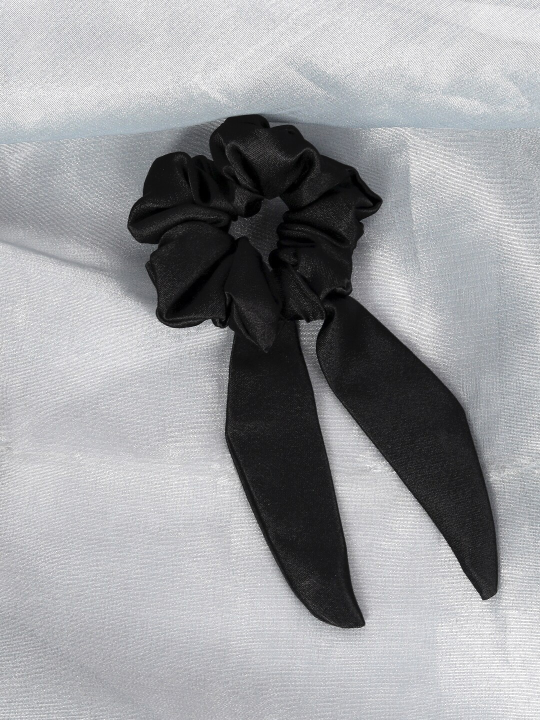 

Mueras Women Black Long Tail Satin Scrunchie