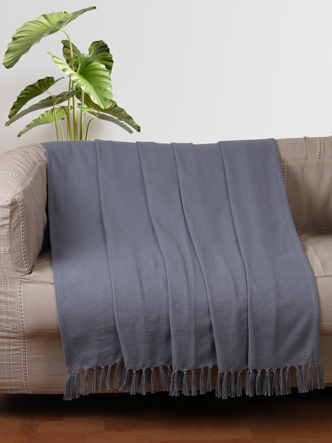 

Jamio Firati Grey Self-Design Pure Cotton Blanket