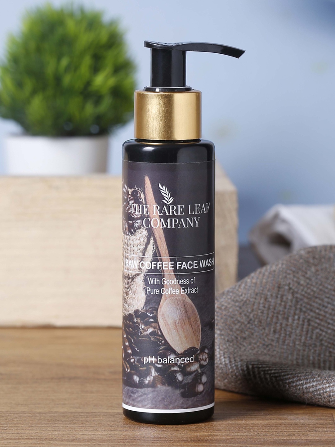 

THE RARE LEAF COMPANY Coffee Face Wash 100 ml, White
