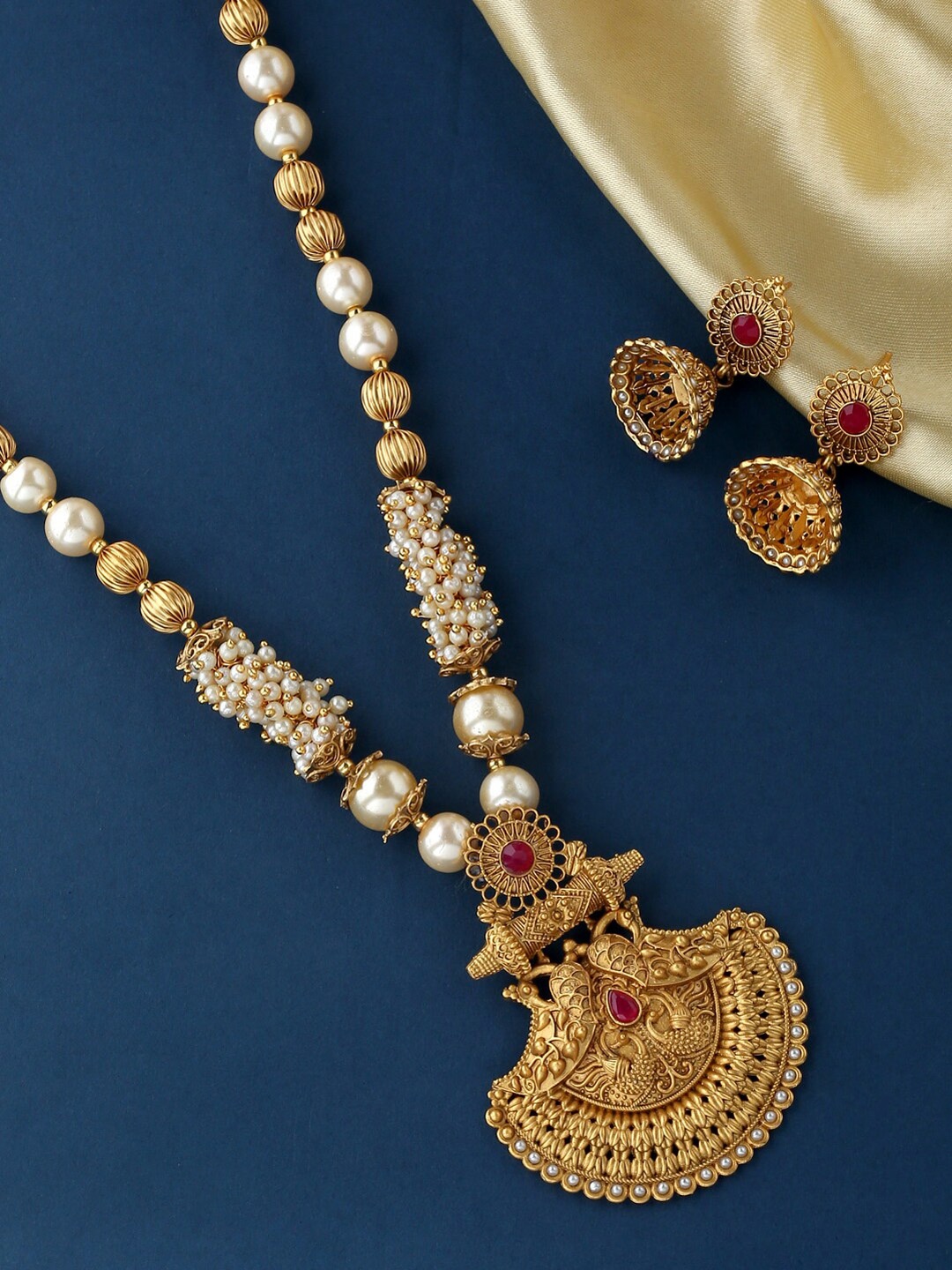 

VIRAASI Gold-Plated Kundan Studded Handcrafted Jewellery Set