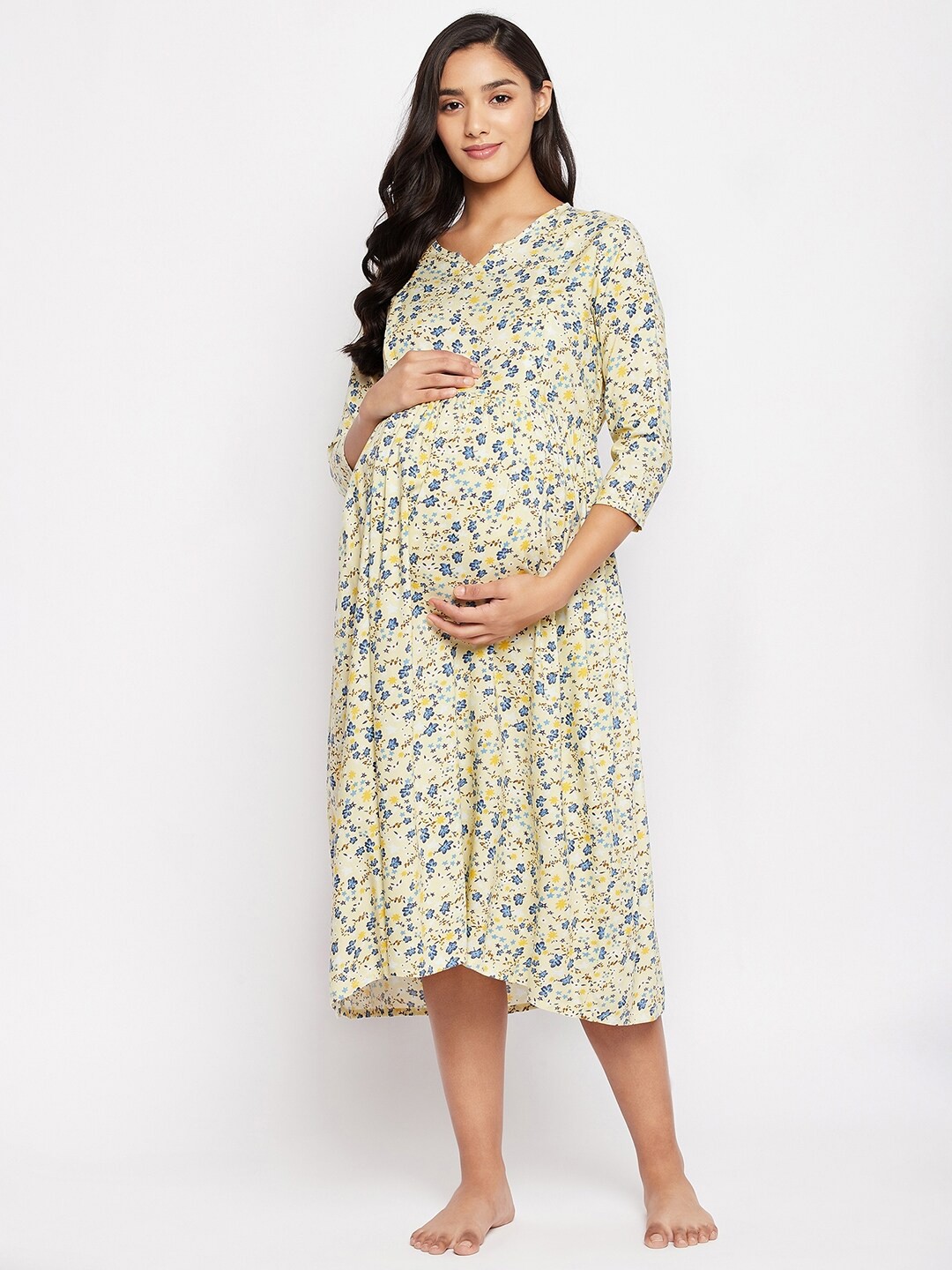 

Hypernation Yellow Printed Maternity Nightdress