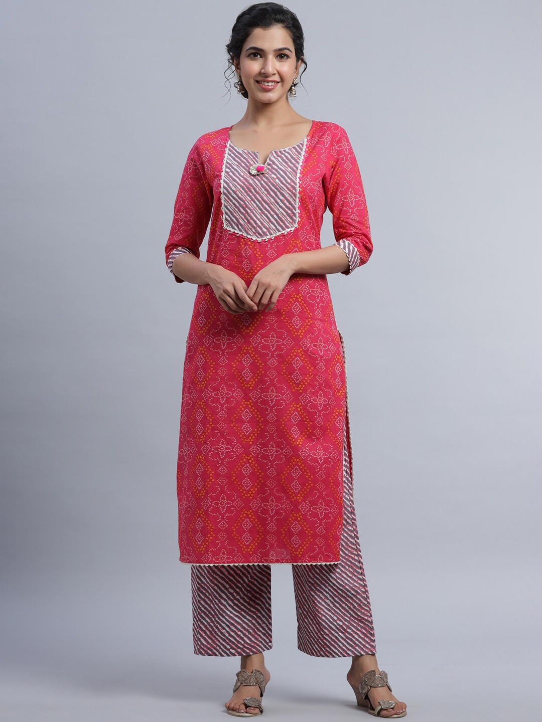

Indian Virasat Women Pink Bandhani Printed Pure Cotton Kurta with Palazzos