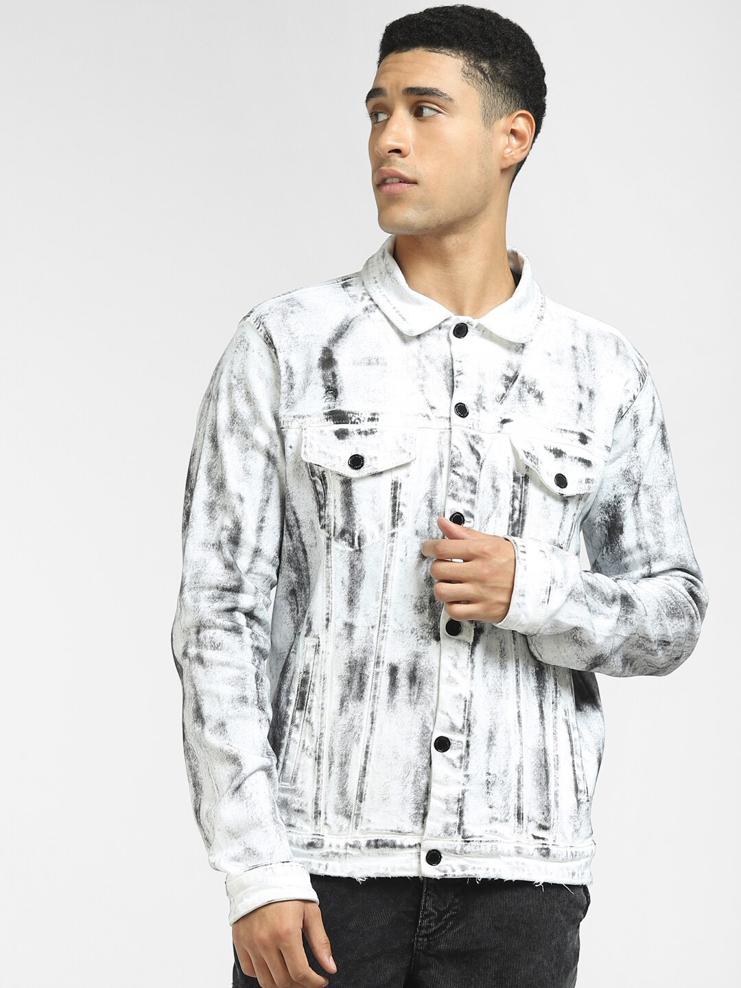 

Jack & Jones Men White Washed Denim Jacket