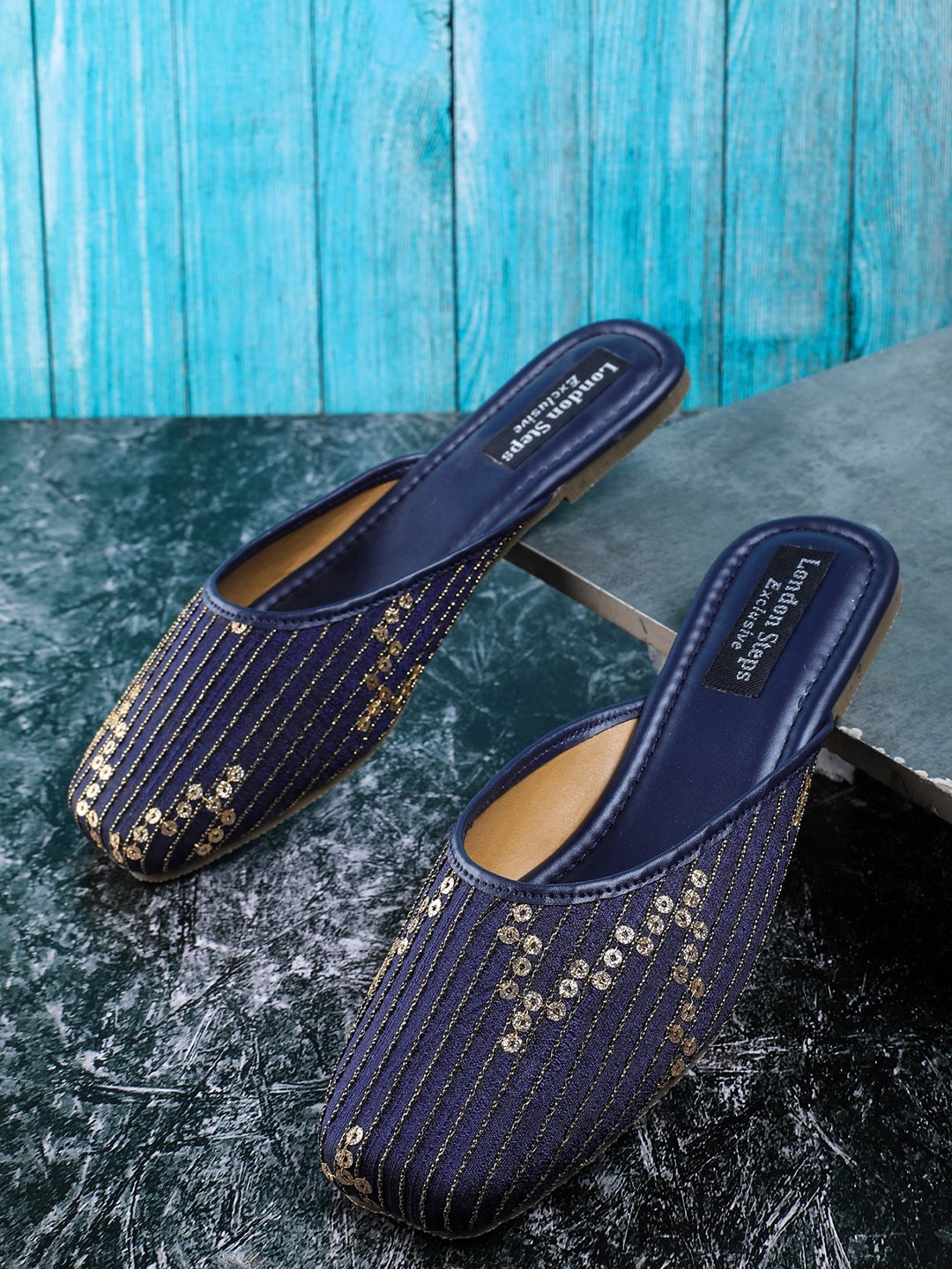 

LONDON STEPS Women Navy Blue Flats