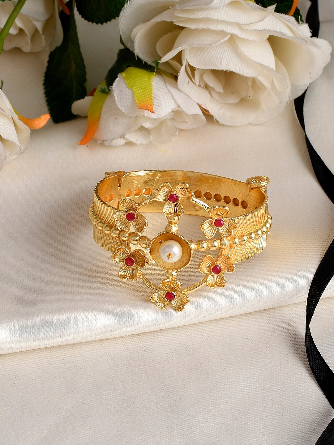 

Silvermerc Designs Women Gold-Toned & Red Brass Pearls Gold-Plated Kada Bracelet