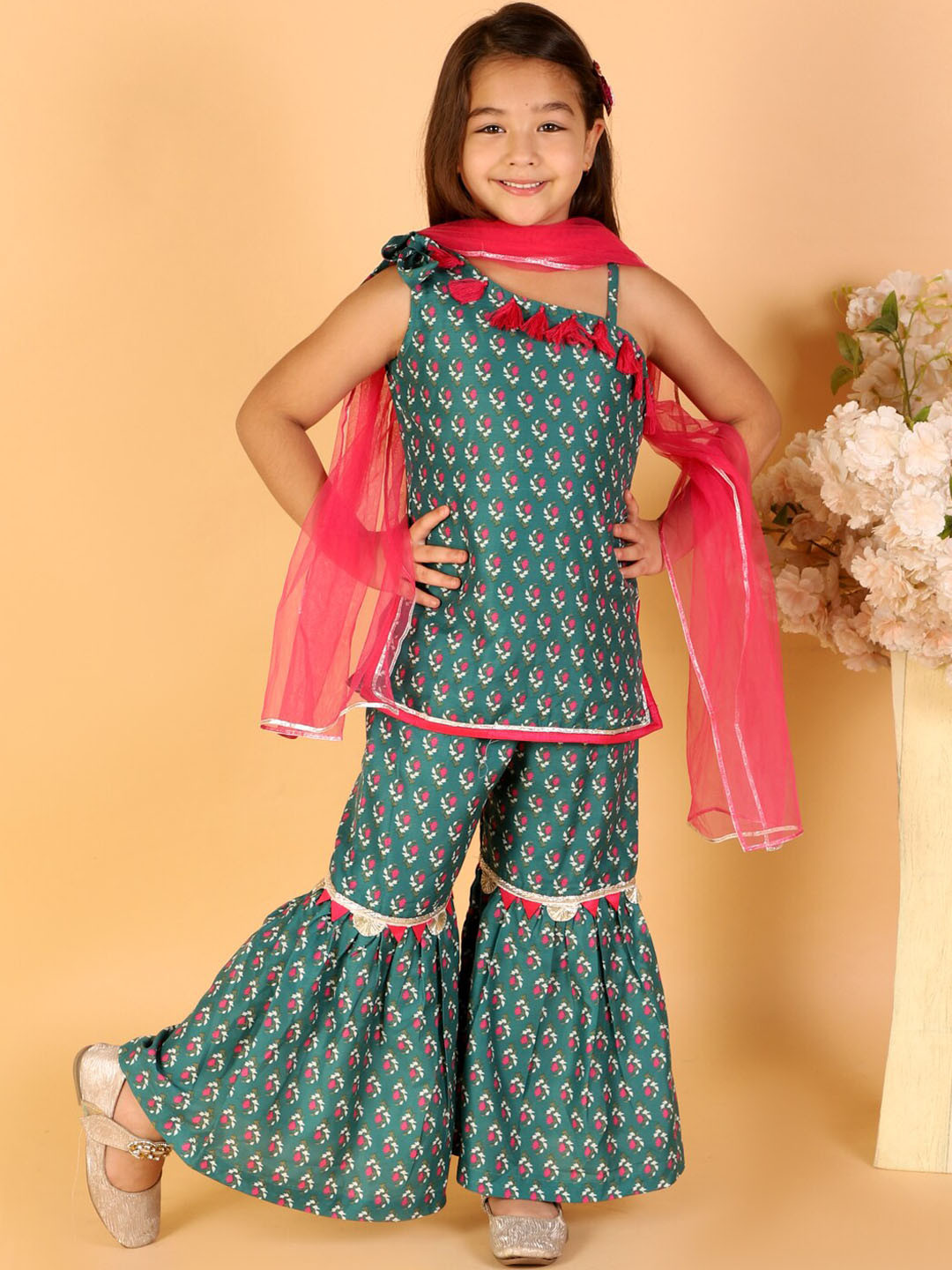 

LIL DRAMA Girls Green Ethnic Motifs Printed Kurti with Sharara & With Dupatta