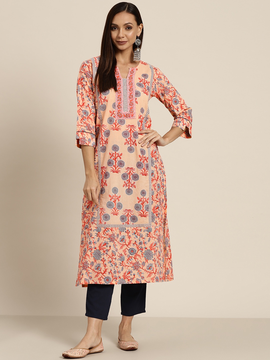 

Rain & Rainbow Women Peach-Coloured & Blue Pure Cotton Floral Print Kurta