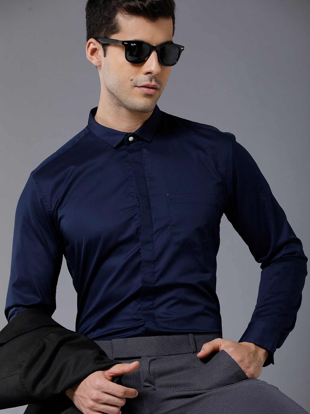 

YOVISH Men Navy Blue Smart Slim Fit Formal Shirt