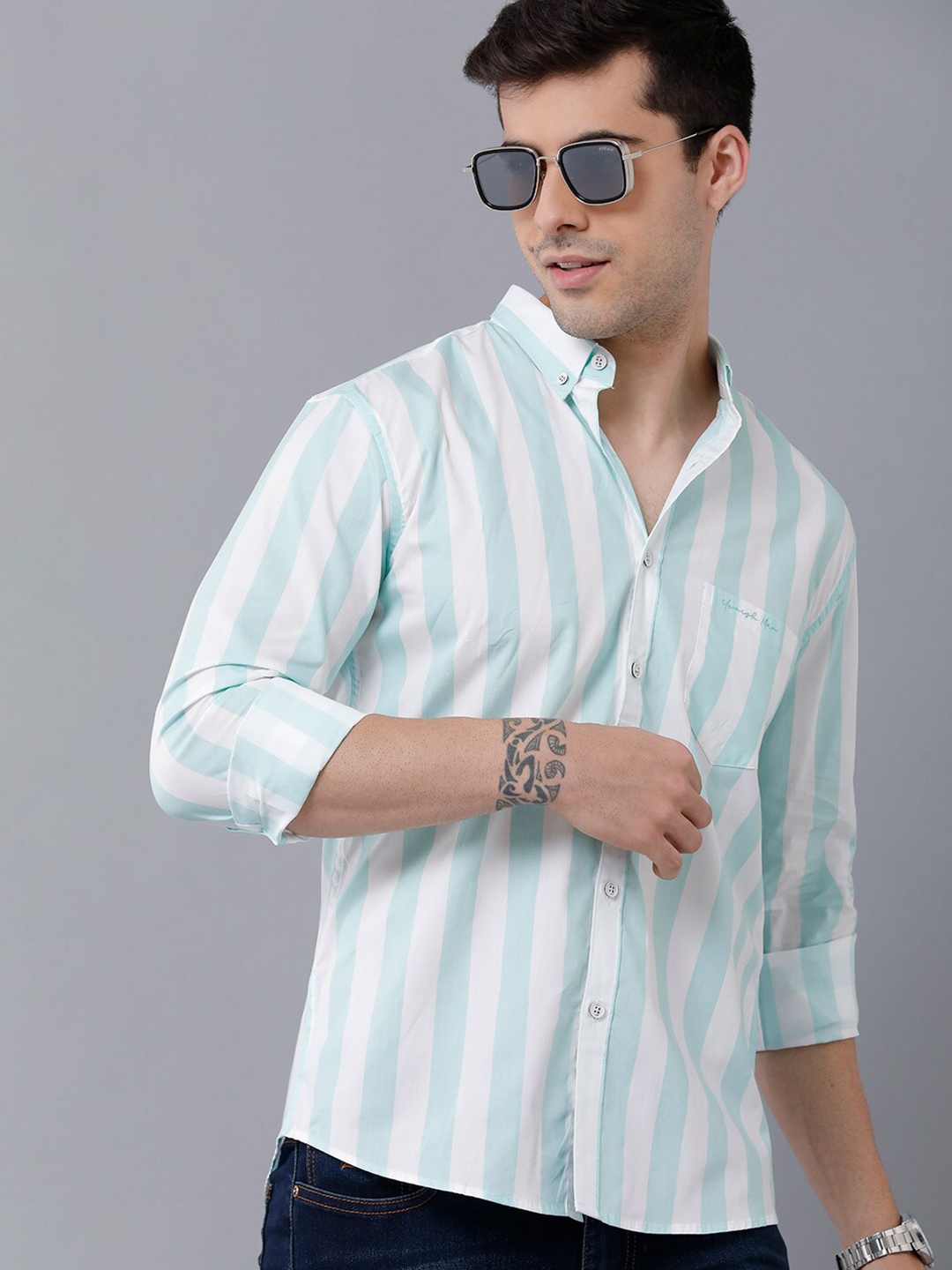 

YOVISH Men Turquoise Blue Smart Slim Fit Striped Casual Shirt