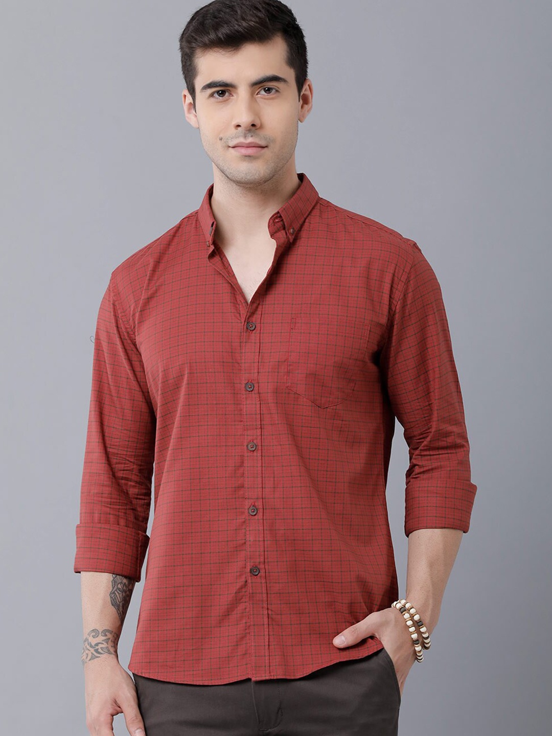 

YOVISH Men Red Smart Slim Fit Checked Button Down Casual Shirt