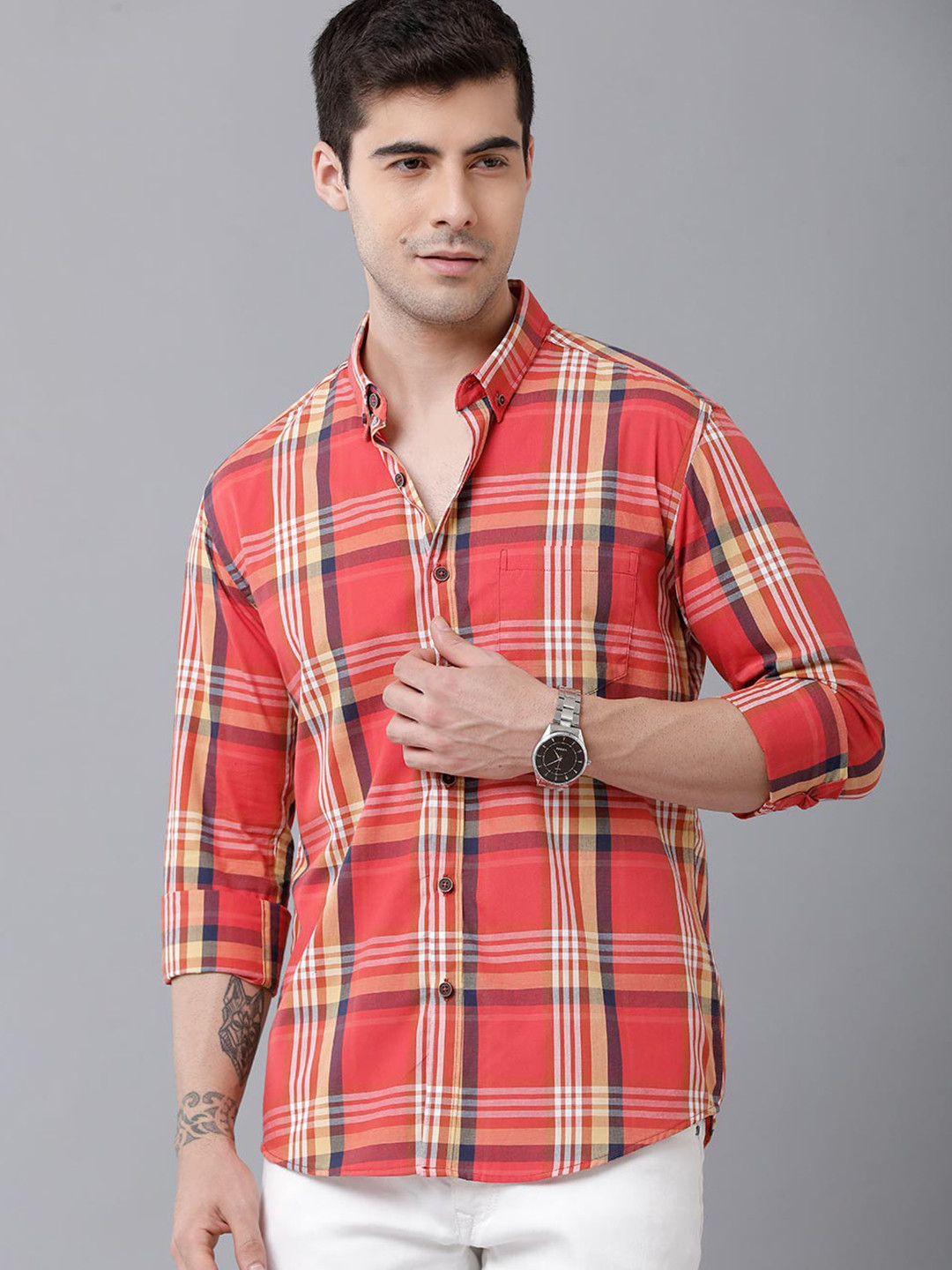 

YOVISH Men Red Smart Slim Fit Tartan Checks Checked Casual Shirt