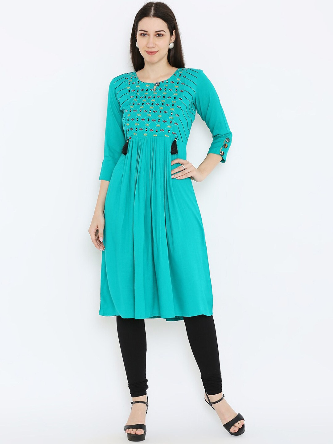 

Peppertree Women Sea Green Geometric Yoke Design Thread Work A-line Kurta
