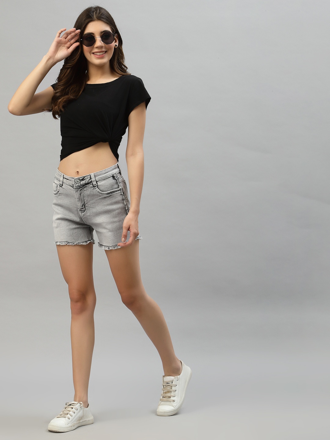 

KASSUALLY Women Grey Washed Slim Fit Denim Outdoor Denim Shorts