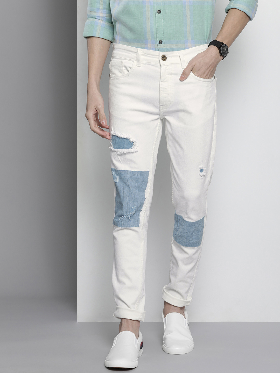 

The Indian Garage Co Men White Slim Fit Stretchable Jeans