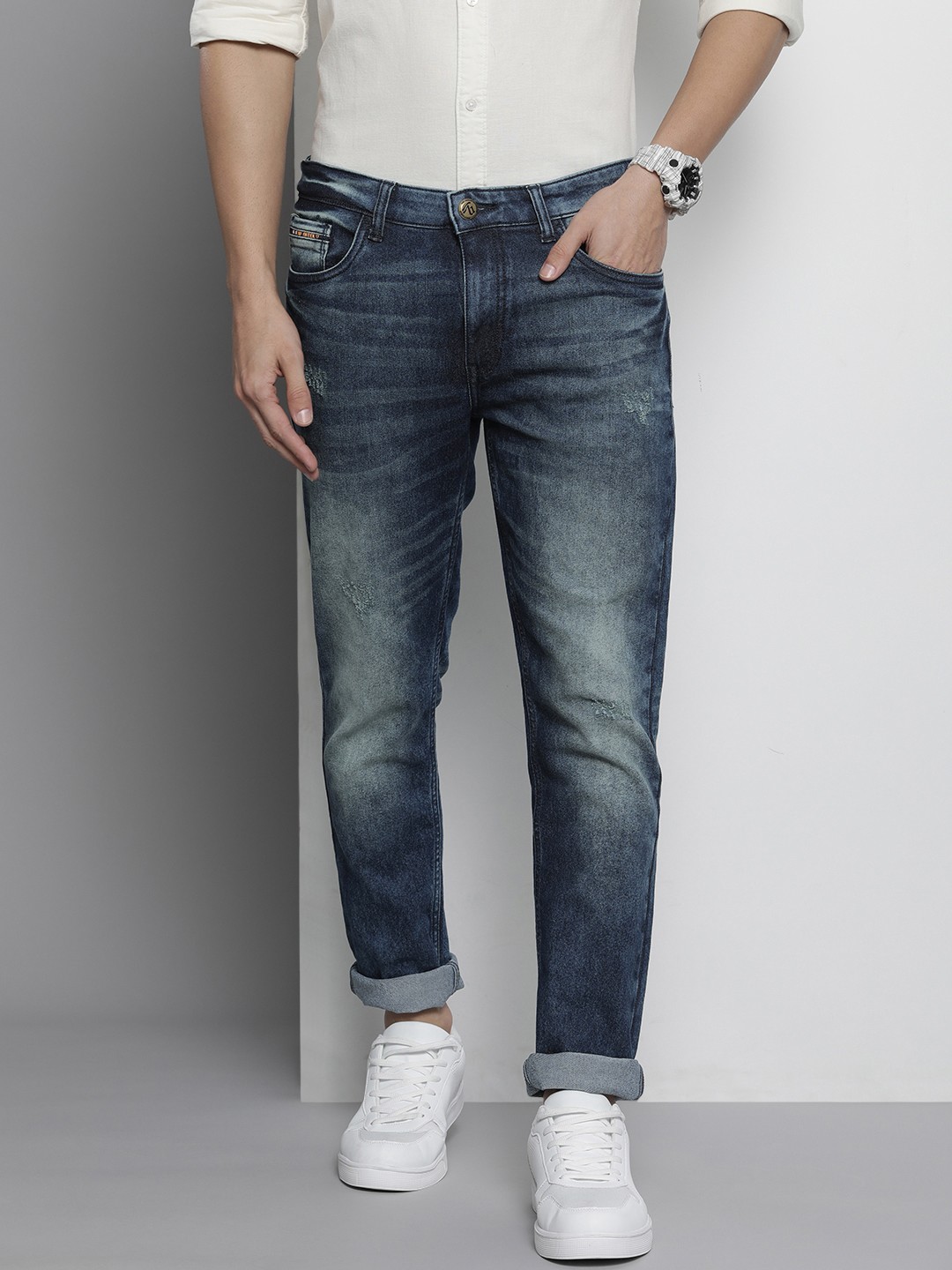 

The Indian Garage Co Men Navy Blue Slim Fit Heavy Fade Stretchable Jeans