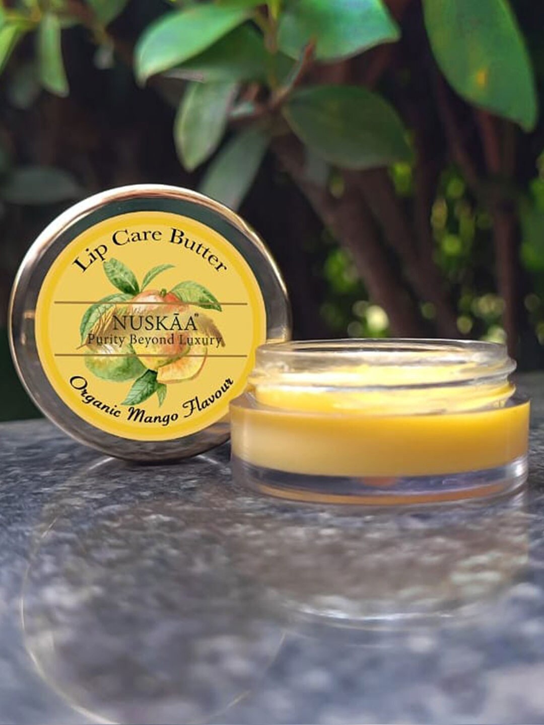 

NUSKAA 100% Pure & Natural Mango Lip Balm 6gm, Gold