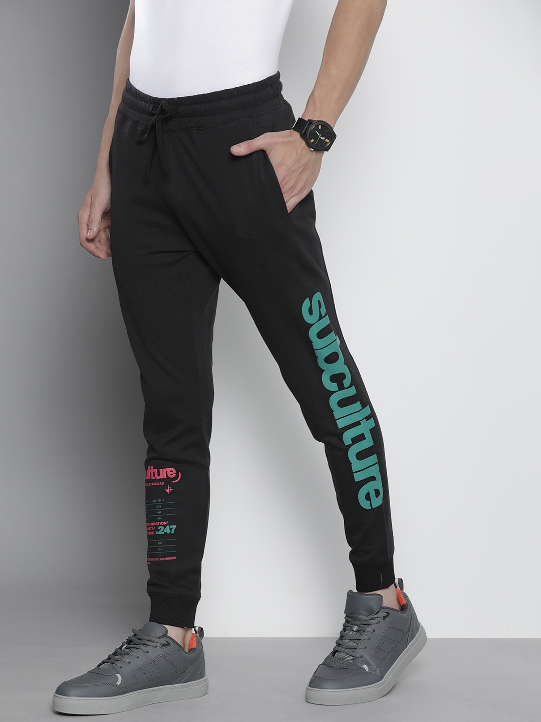 

The Indian Garage Co Men Black Printed Slim Fit Ankle Length Joggers