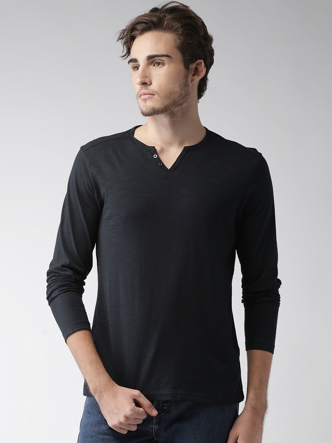 

Celio Men Navy Solid Round Neck Pure Cotton T-shirt, Navy blue