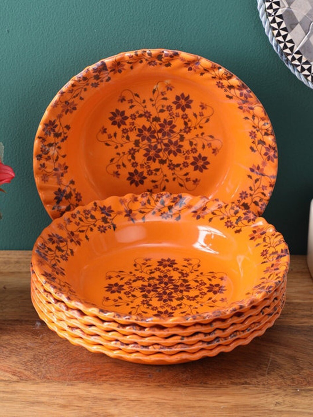 

Gallery99 Orange & Maroon 6 Pieces Floral Printed Melamine Glossy Plates