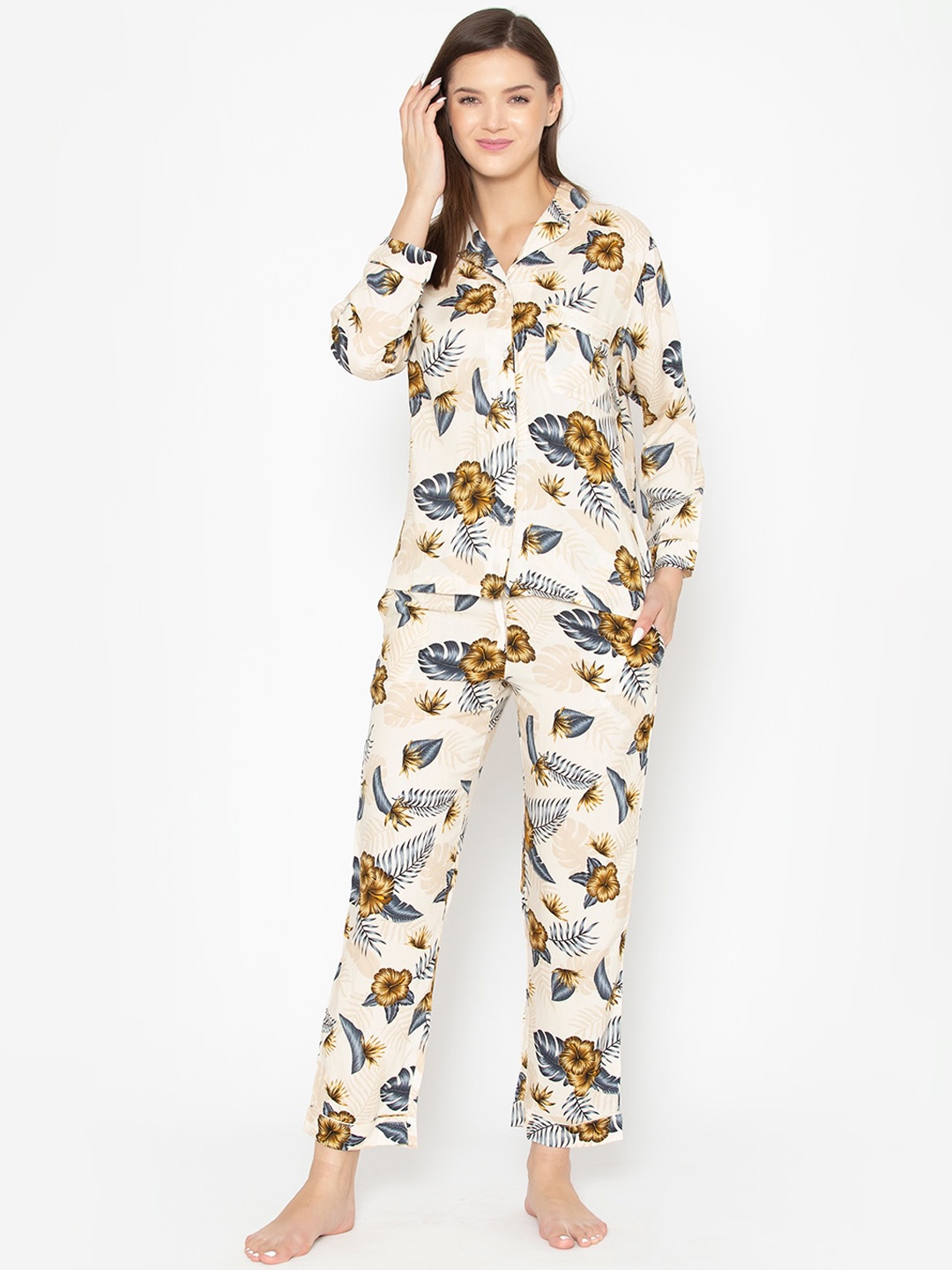 

Vami Women Beige & Grey Printed Night suit