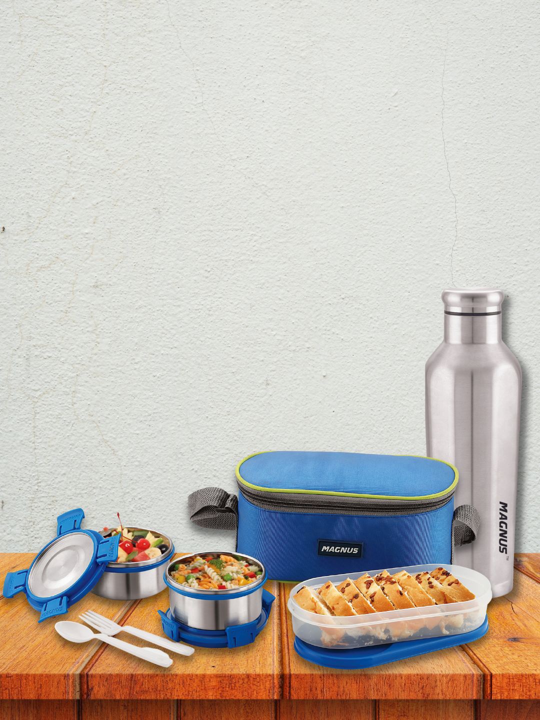 

MAGNUS 3 Pieces of Blue Stainless Steel Lunch Box With Bottle