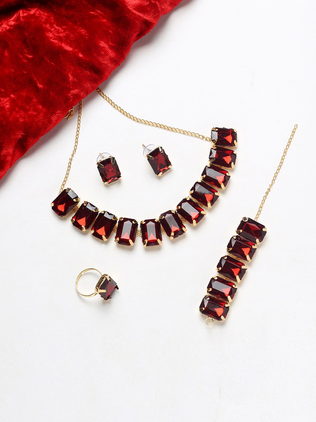 

MAD CLUB Maroon Stone Choker Jewellery Set with Maang Tikka