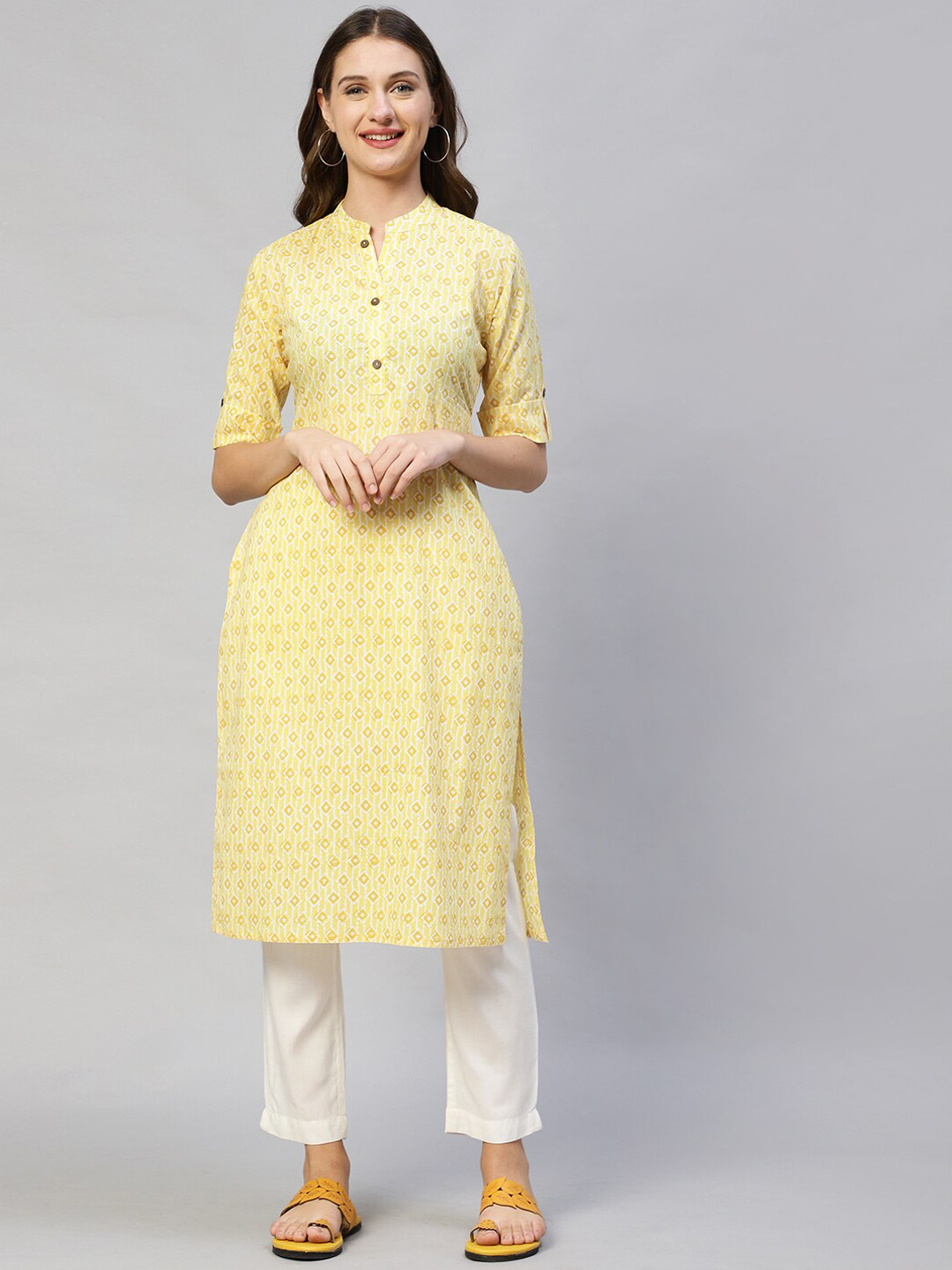 

FASHOR Women Yellow Geometric Printed Mirror Work Kurta