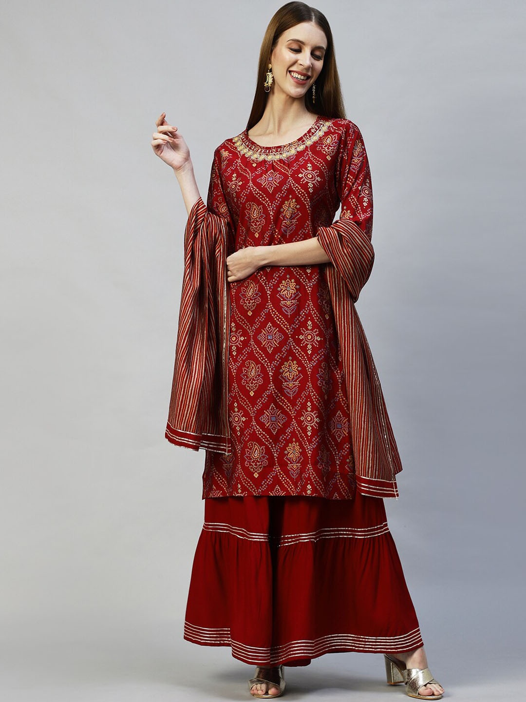 

FASHOR Women Maroon Ethnic Motifs Printed Kurta with Sharara & Dupatta