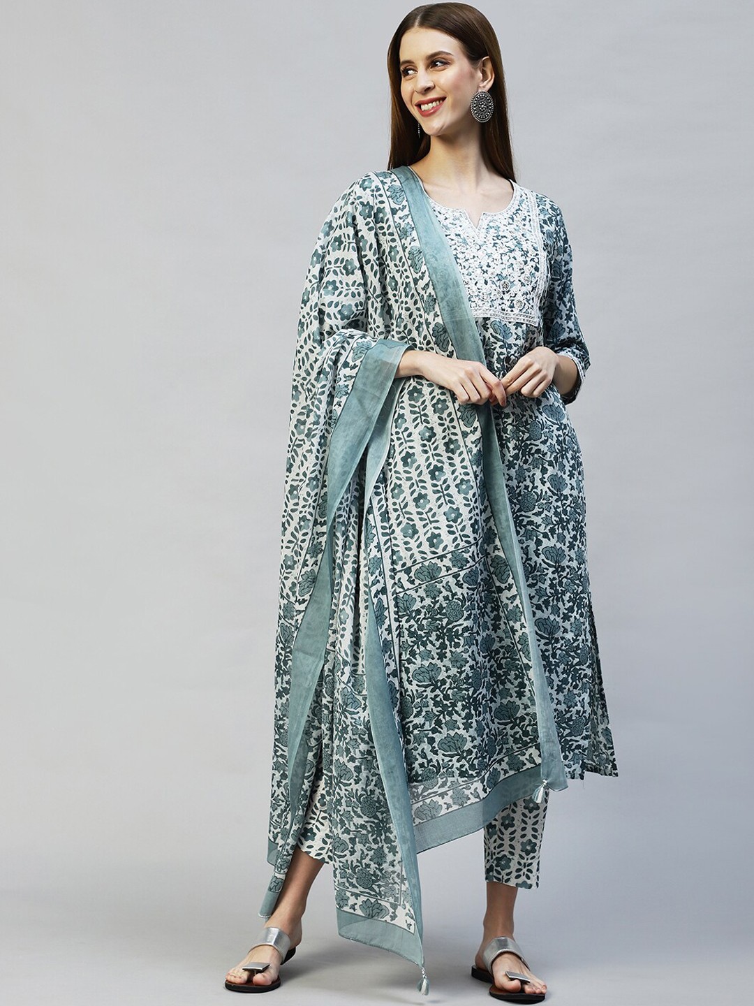 

FASHOR Women Sea Green Printed Panelled Sequinned Pure Cotton Kurti with Trousers