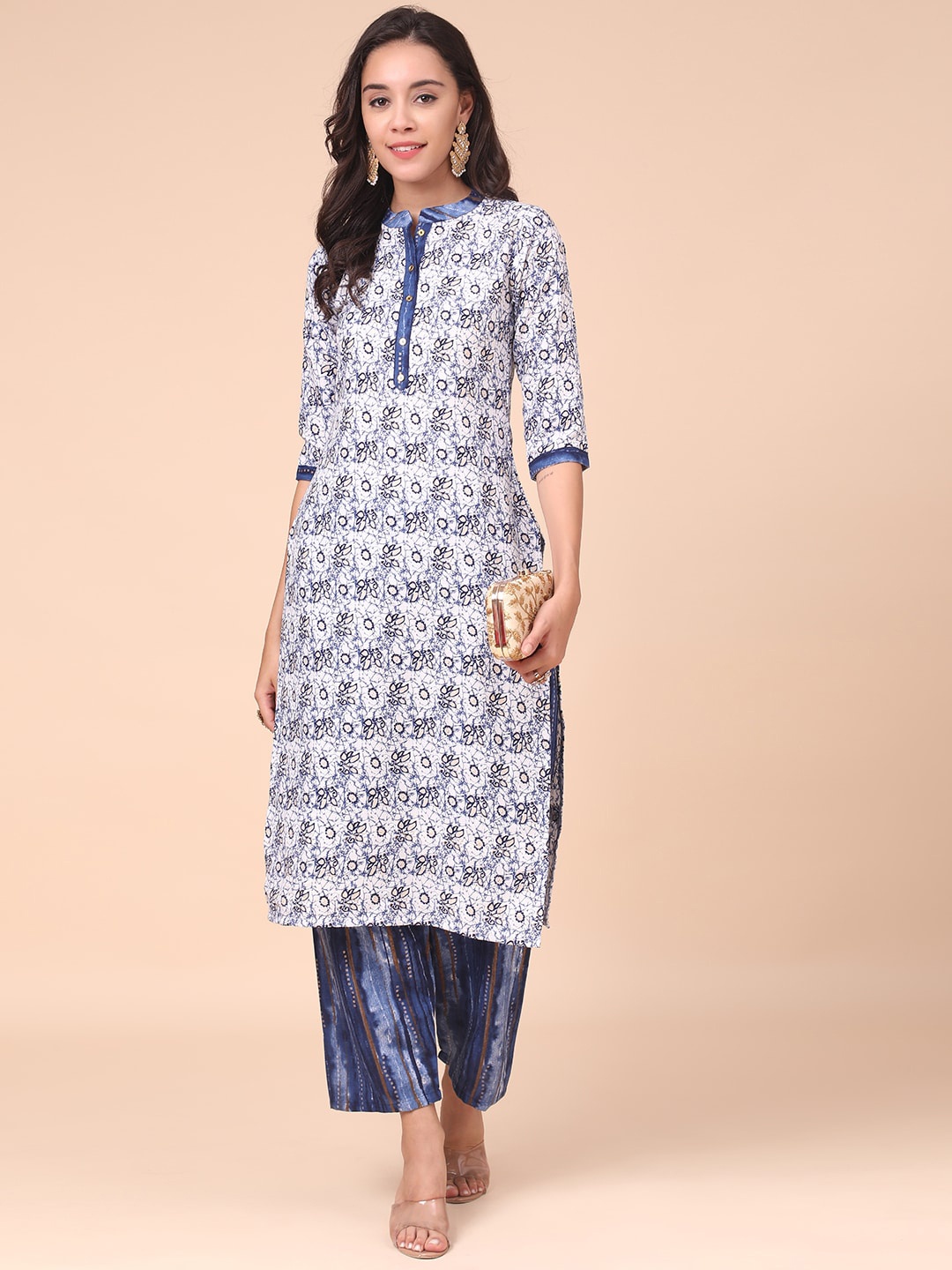 

MOKOSH Women Blue Printed Panelled Kurti with Trousers