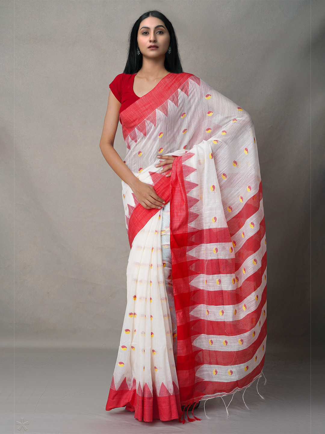 

Unnati Silks Cream-Coloured & Red Woven Design Linen Blend Jamdani Saree