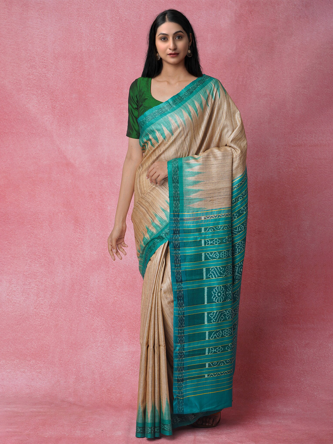 

Unnati Silks Cream-Coloured & Blue Jute Silk Jamdani Saree