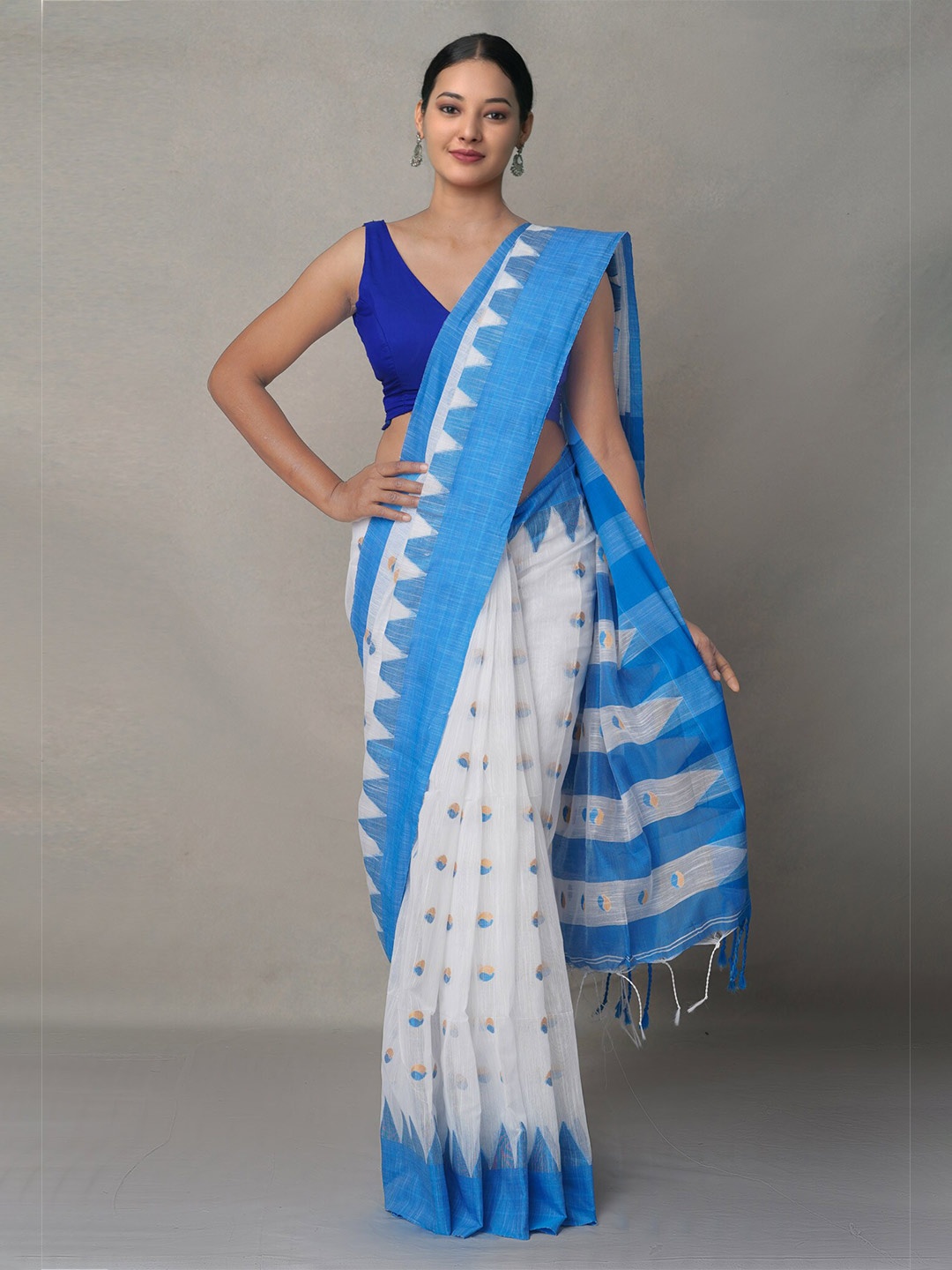 

Unnati Silks White & Blue Woven Design Linen Blend Jamdani Saree