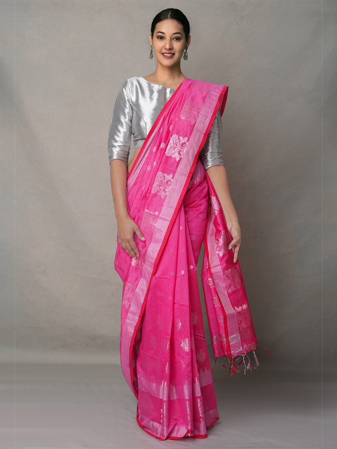 

Unnati Silks Pink & Silver-Toned Woven Design Zari Silk Cotton Jamdani Saree
