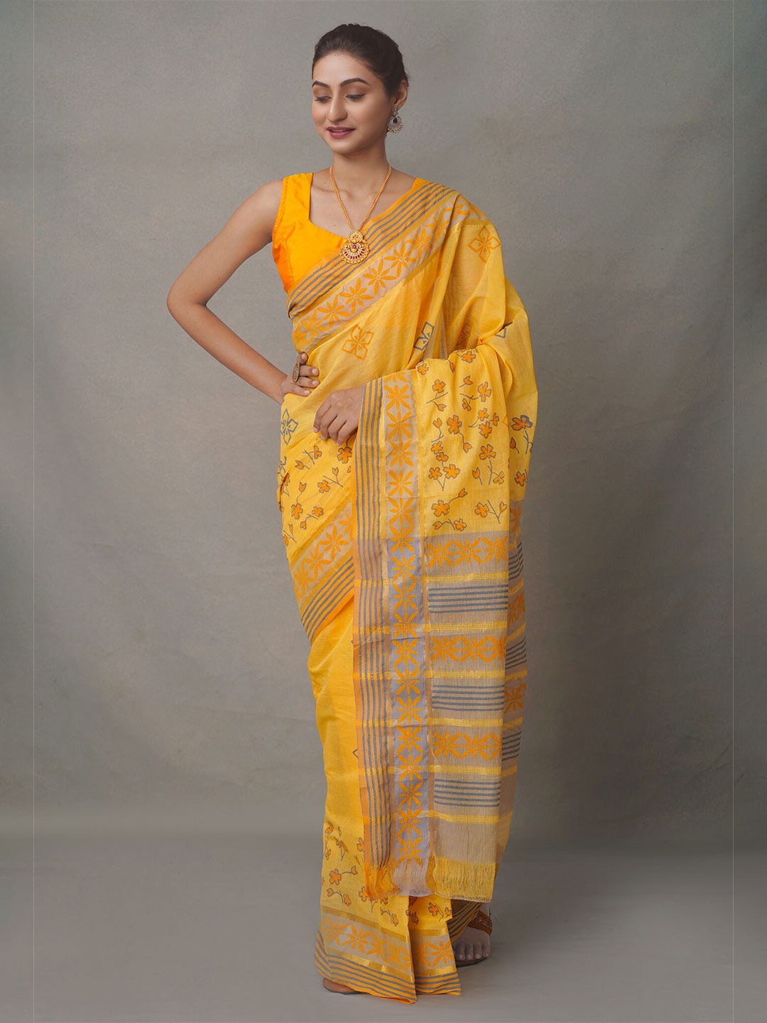 

Unnati Silks Yellow & Silver-Toned Ethnic Motifs Zari Pure Cotton Mangalagiri Saree