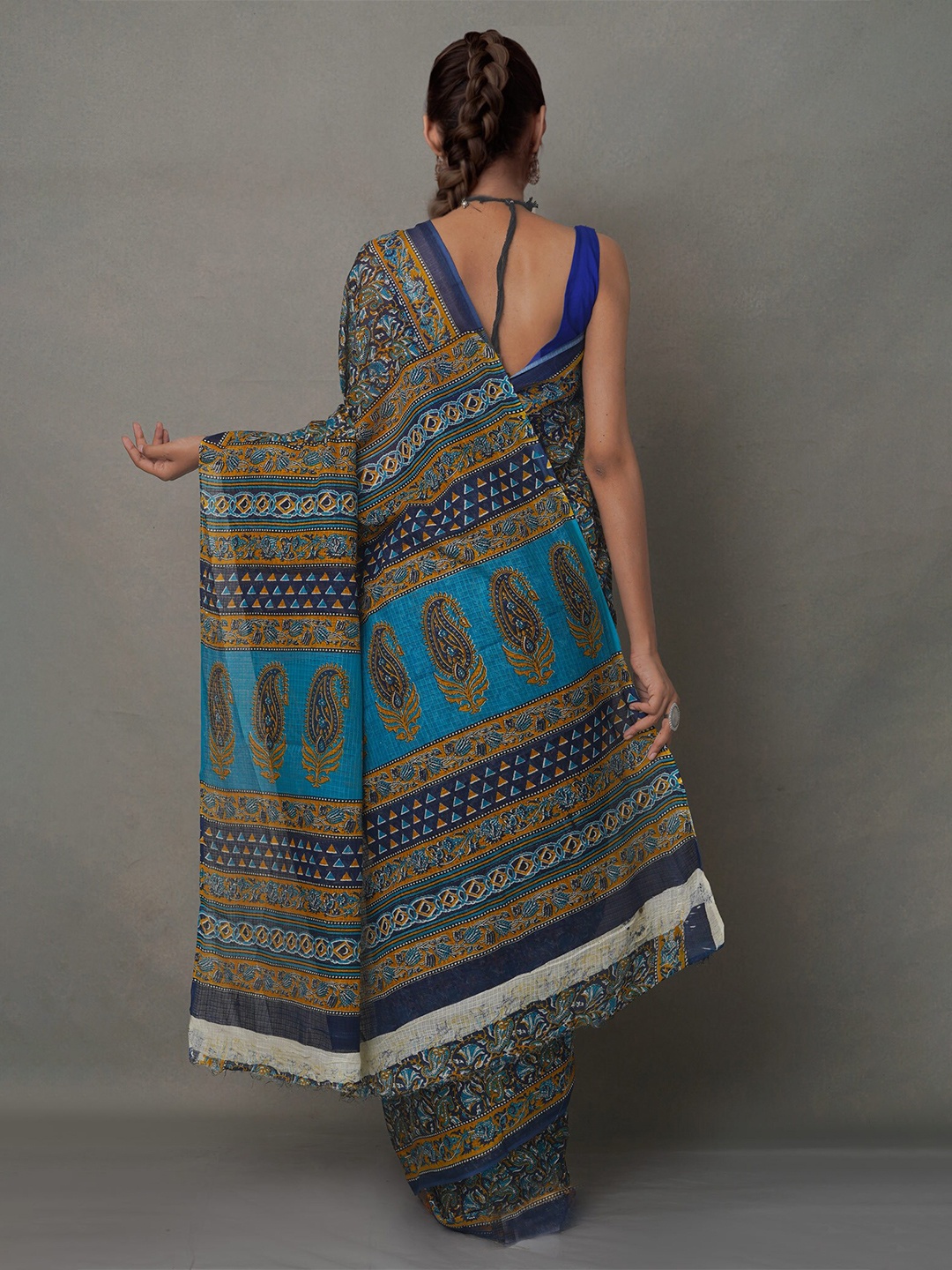 

Unnati Silks Women Blue & Mustard Kalamkari Pure Cotton Block Print Saree