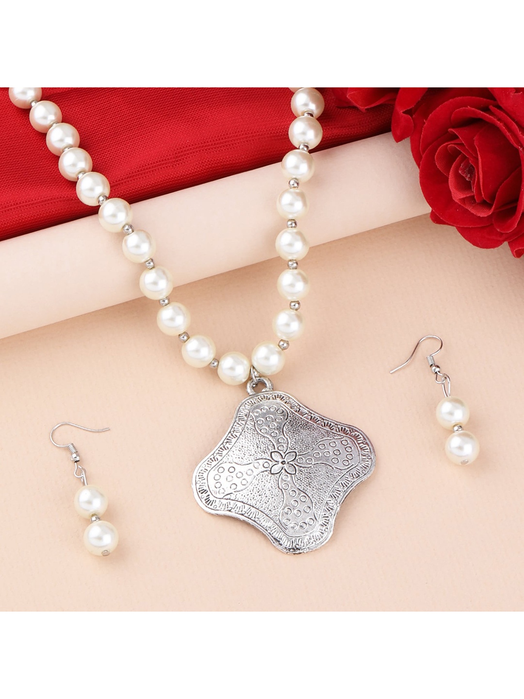 

Silver Shine Silver-Toned & White Pearls-Beaded Jewellery Set
