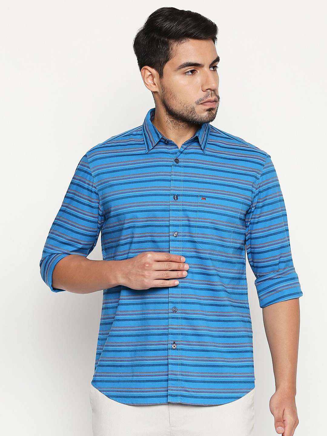 

Basics Men Blue Slim Fit Horizontal Stripes Casual Shirt