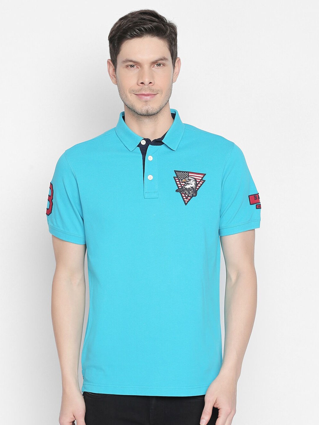 

Basics Men sky blue Slim Fit T-shirt