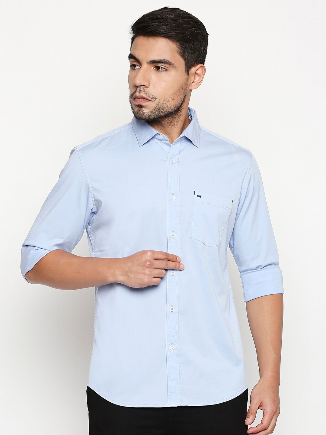 

Basics Men Blue Slim Fit Casual Shirt